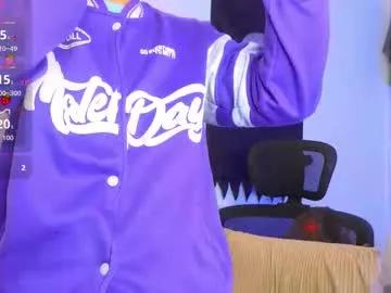 Freechat yulian_vasquez on Chaturbate