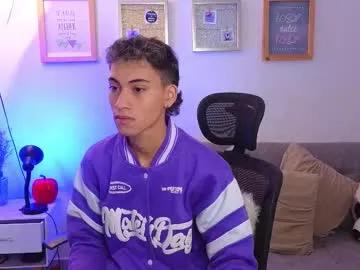 Freechat yulian_vasquez on Chaturbate