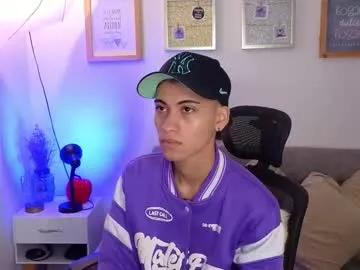 Freechat yulian_vasquez on Chaturbate