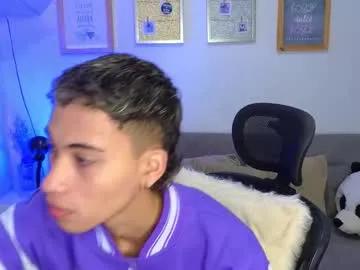 Freechat yulian_vasquez on Chaturbate