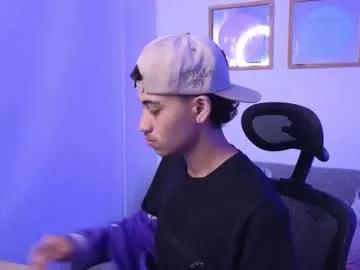 Freechat yulian_vasquez on Chaturbate