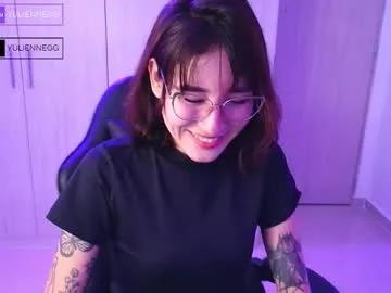 Freechat yulienne on Chaturbate