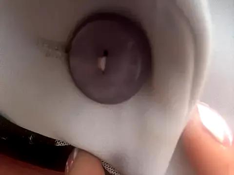 Freechat _Bella-Office1 on StripChat