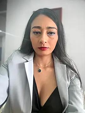 Freechat _Bella-Office1 on StripChat