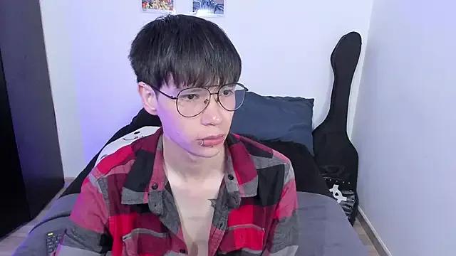 Freechat Adventure_twinks on StripChat