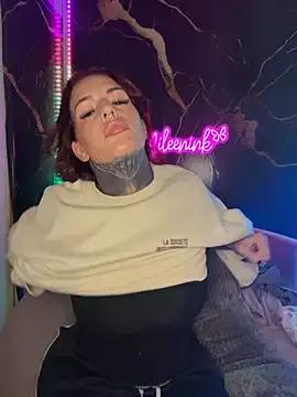 Freechat AileenInkOfficial on StripChat