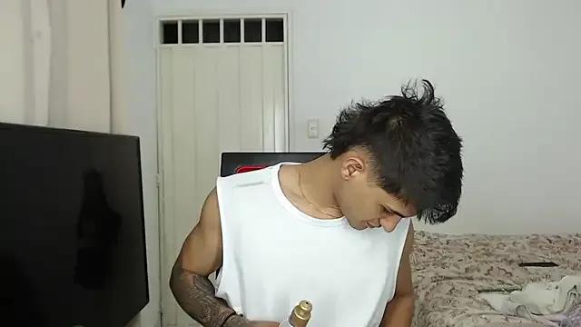 Freechat Alex_mojica on StripChat