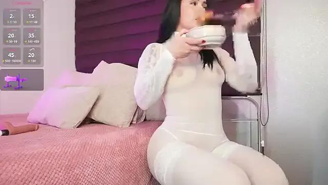 Freechat Alexxandra_12 on StripChat