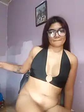 Freechat alisaram on StripChat