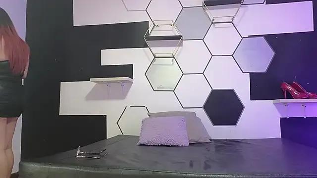 Private alondrabigtits on StripChat