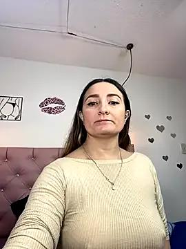 antonella87 — plug in ass