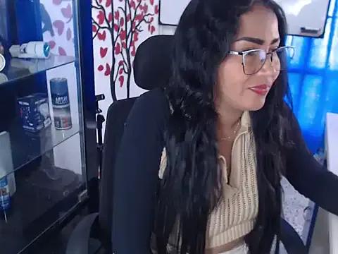 Freechat Ariana_Rodriguez on StripChat