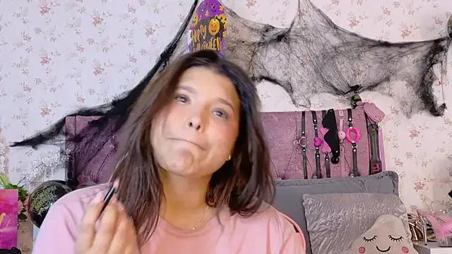 Private AvrillThomas on StripChat