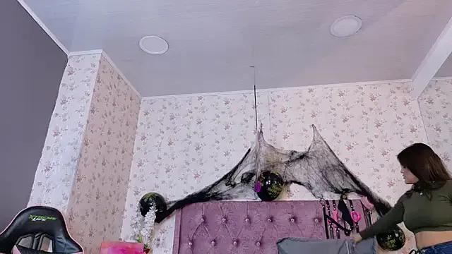 Private AvrillThomas on StripChat