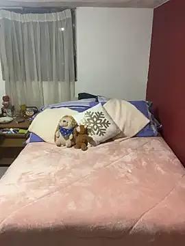 bamby_safre on StripChat 