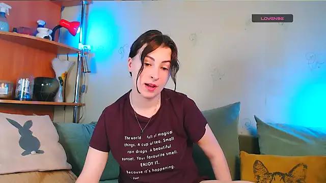 Freechat Caroline1995 on StripChat