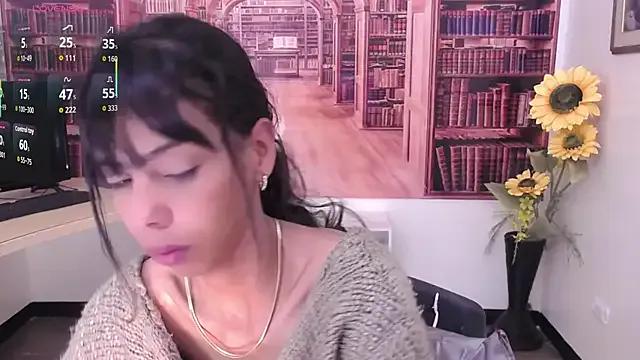 Catalella_Ar on StripChat 