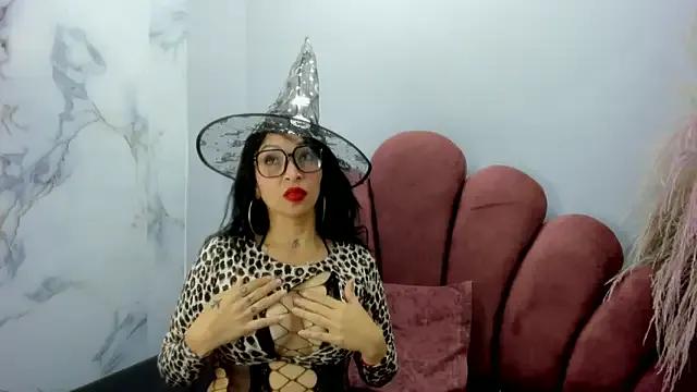 Freechat CHIARAJJONES on StripChat