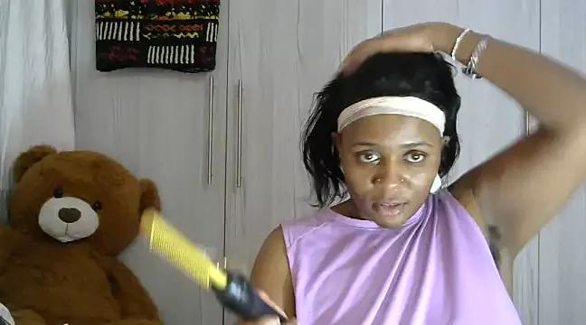 Freechat CocoBootyyy on StripChat