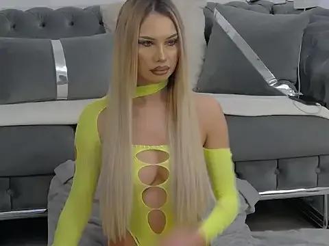 CoraliaDiamond — squirt time