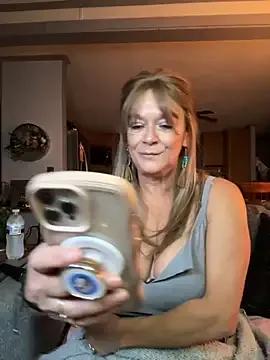 Freechat cowgirlc on StripChat