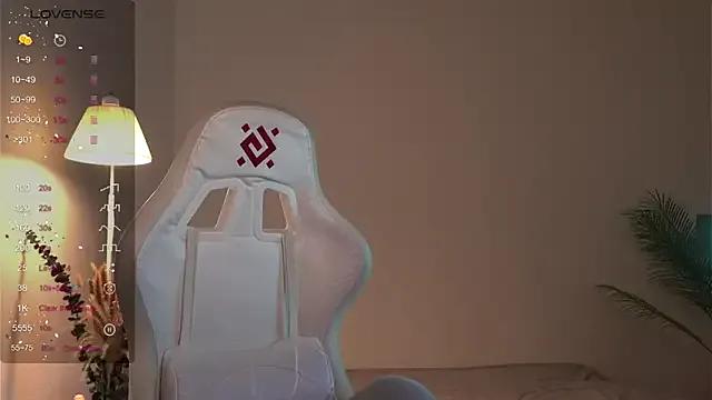 Freechat dragon_ink on StripChat