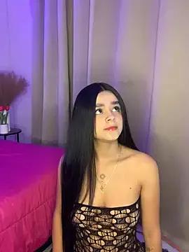 Freechat Dulcekitty__ on StripChat