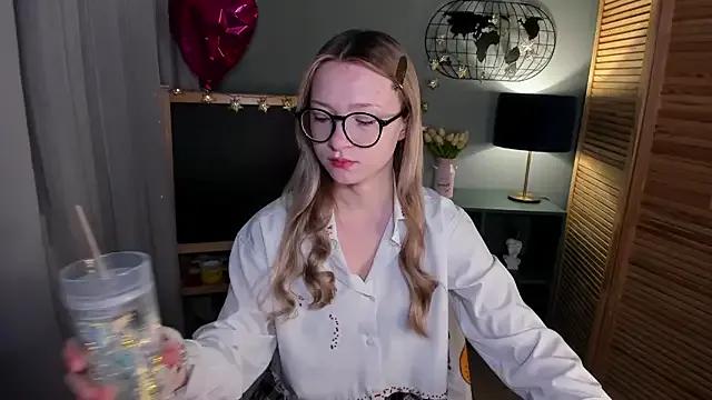 Freechat elliupp on StripChat