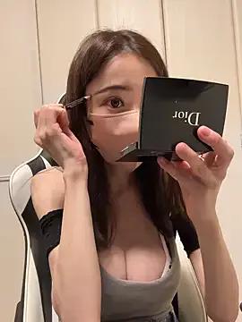 Freechat ericiii on StripChat