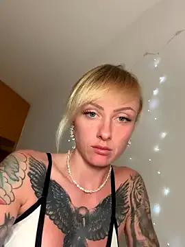 Freechat haileyhope_ on StripChat