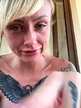 Freechat haileyhope_ on StripChat