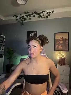 hannachris- on StripChat 