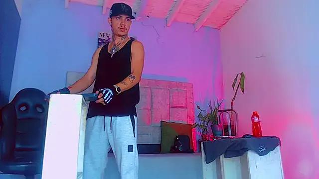 Freechat HannibalLester on StripChat