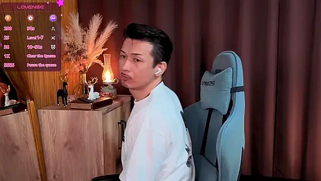 Freechat HARU_STRIKE on StripChat