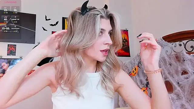 Freechat heartseduction on StripChat