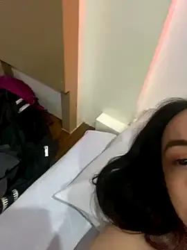 Freechat hermosaALONDRAxx on StripChat