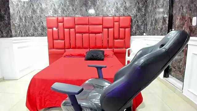 Freechat Imyourdirtymilf on StripChat