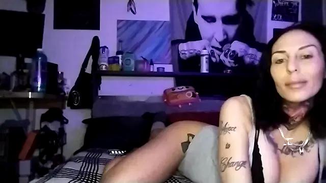 Freechat inkdhollow1 on StripChat