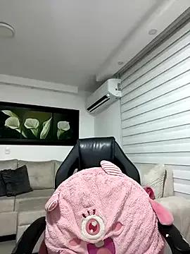 Freechat isa_p on StripChat