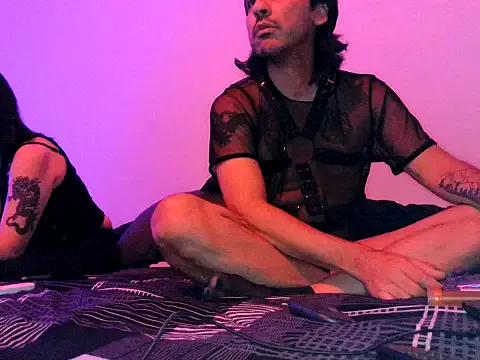 Freechat Iscariot19 on StripChat