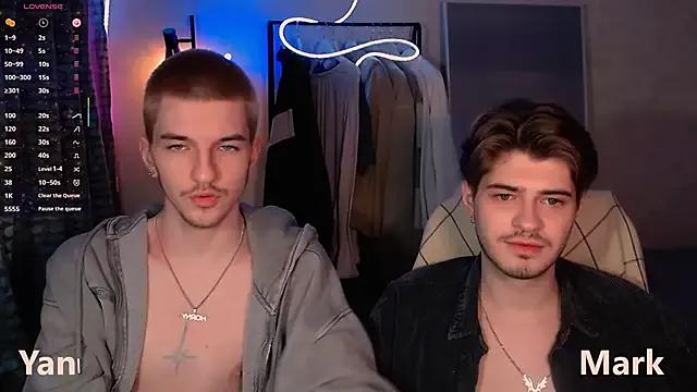 itsyanbb — naked both