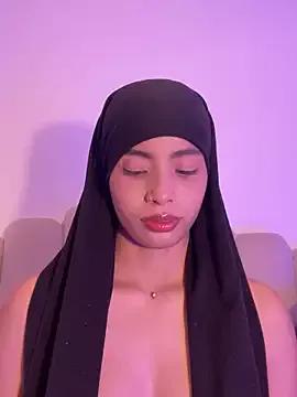 Freechat jhalila on StripChat