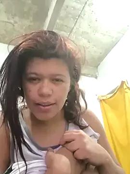 Freechat jojo_surfistinha89 on StripChat