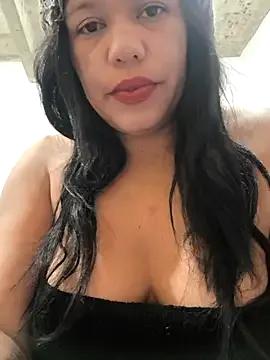 Freechat jojo_surfistinha89 on StripChat