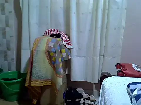 Just_Karu — Freechat on StripChat