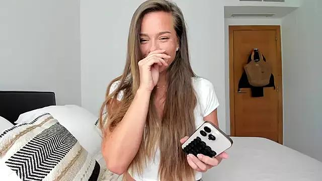 Freechat Kalyssy on StripChat