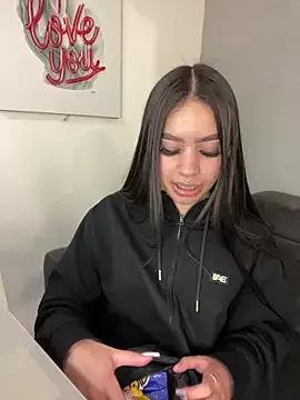 Freechat Karina16_pink on StripChat