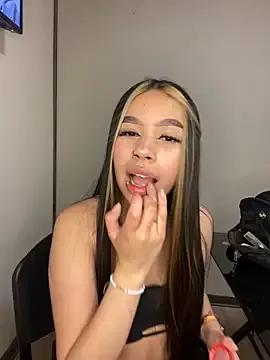 Freechat Karina16_pink on StripChat