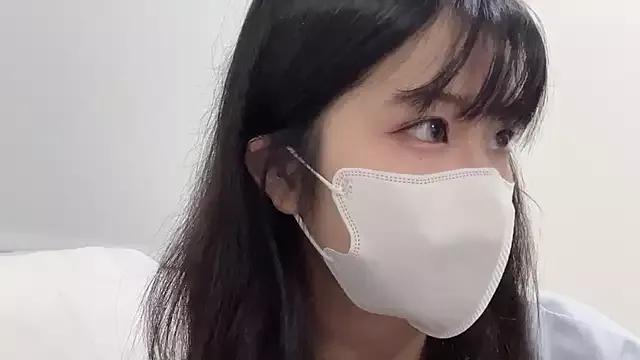 Freechat LHeart on StripChat