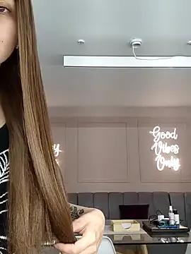 Freechat littlevalerie on StripChat